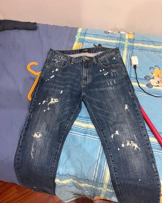 jeans