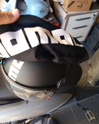 casco Momo desin xl