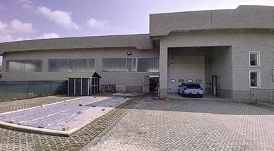 Immobile in asta di 222 m² con 1 locale a Salussol