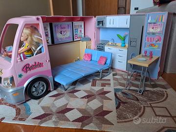 CAMPER BARBIE