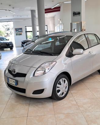 Toyota Yaris 1.0 5 porte Sol GPL
