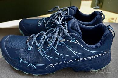 Scarpa da trekking la sportiva