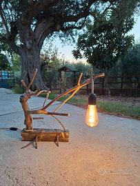 lampada artigianale in legno 