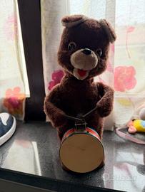 Teddy the Rhythmical Drummer