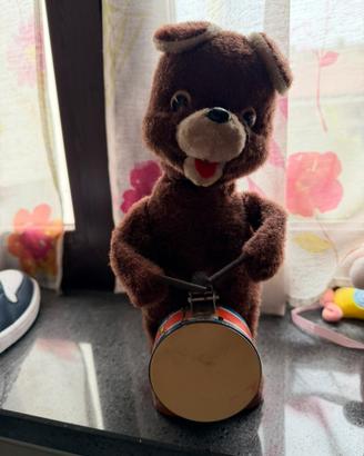 Teddy the Rhythmical Drummer