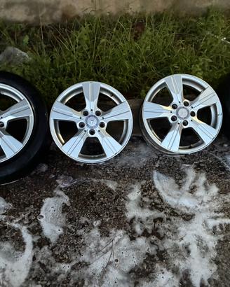 4 cerchi per macchina mercedes