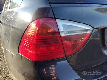 Fanale posteriore sinistro BMW 330 del 2005