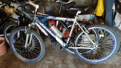 MOUNTAIN BIKE 2