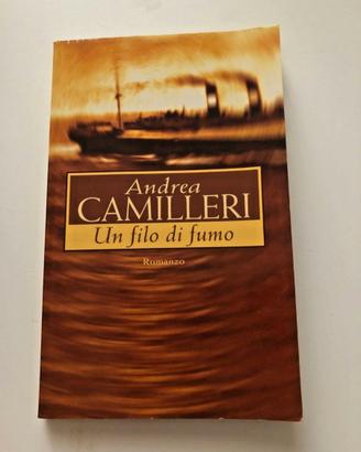 Libro Un filo di fumo