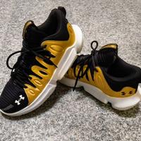 Scarpe UNDER ARMOUR FLOW BREAKTHRU 4 nero oro N.43