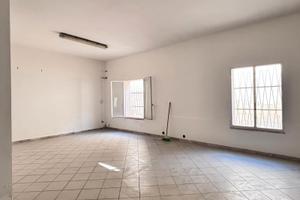 Locale commerciale mq. 150 in Castromediano