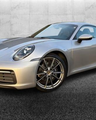 PORSCHE 911 Carrera