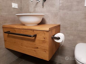 Mobiletto bagno con catino