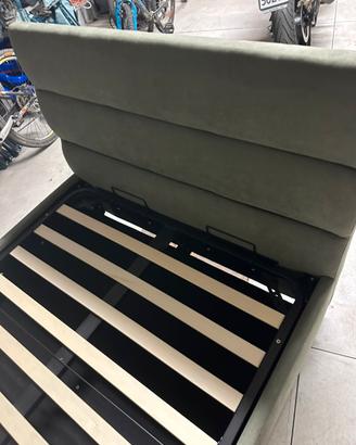 Letto 1piazza 1/2 con contenitore e materasso