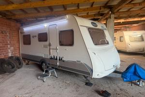 Roulotte Caravelair Antares lux  496