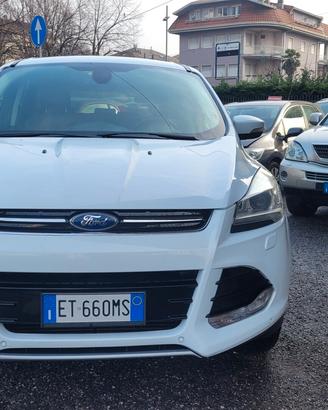 Ford Kuga 2.0 TDCI 140 CV 4WD Titanium