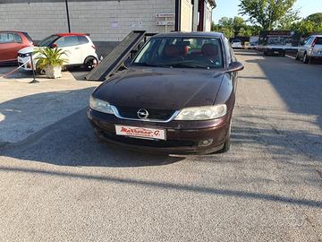 Opel Astra 1.7 CDTI 101CV 5 porte Enjoy