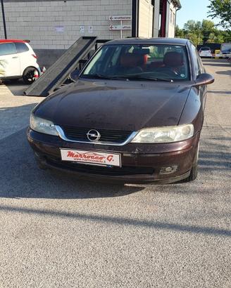 Opel Astra 1.7 CDTI 101CV 5 porte Enjoy