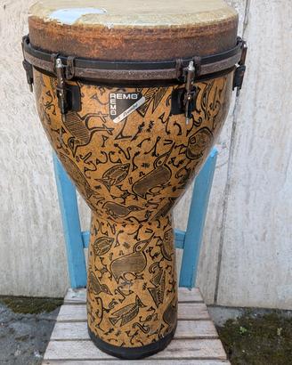 Remo Djembe Mondo 12" usato