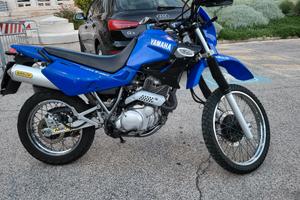 YAMAHA XT 600E 