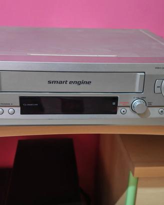 videoregistratore vhs Sony 