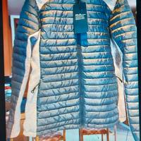 Giacca con cappuccio