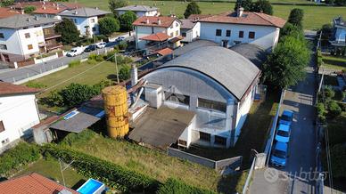 CAPANNONE A TAVAGNACCO
