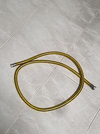 Tubo flessibile e per piani cottura