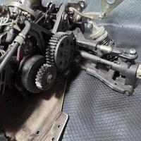 Automodello auto costruito 1/6, completo di motore
