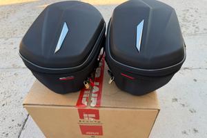 Telai CB650R 2019 e borse Givi ST609+