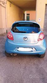 Ford Ka azzurra