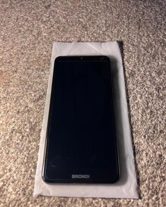 Brondi Amico smartphone XL 4G pari al nuovo