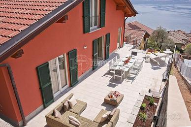 Villa di Lusso con Vista Mozzafiato sul Lago di Co