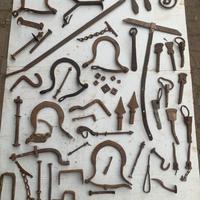 Vecchi ferri per restauri