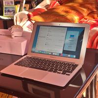 Macbook Air 11” CONS. DOMIC. A MANO+OFFICE A+