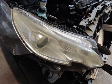 Proiettore destro PEUGEOT 2008 del 2014