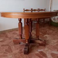 Tavolo rotondo allungabile
