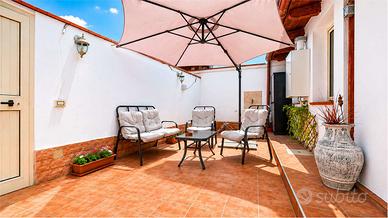 Semindipendente con cortile