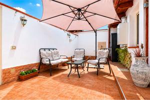 Semindipendente con cortile
