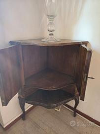 Mobili angolari vintage in legno con intarsio