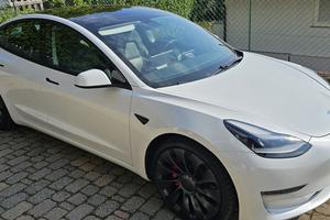 Tesla Model 3 performance,