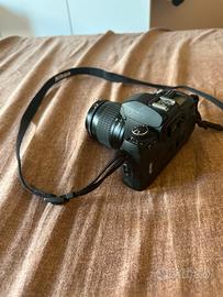 Nikon F80 + Obiettivo Nikkor 28-80mm e Tracolla