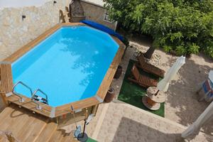 Punta Prosciutto, villetta sul mare con piscina