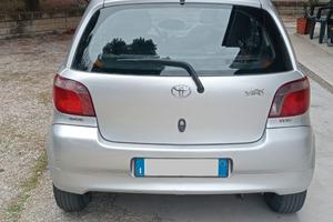 Toyota yaris 1.0 Benzina/Metano