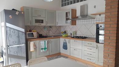 cucina + frigorifero (anche separatamente)