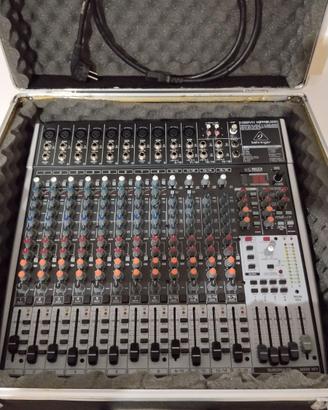 Mixer Behringer Xenyx