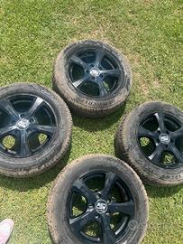 Gomme invernali  195/65 R 15 + Cerchi neri MSW
