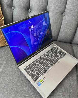 MSI Stealth 16 Mercedes-AMG A13VG