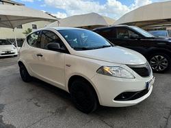 Lancia Ypsilon 1.2 69 CV 5 porte Elefantino Blu