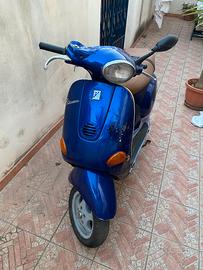 Vespa et4 50